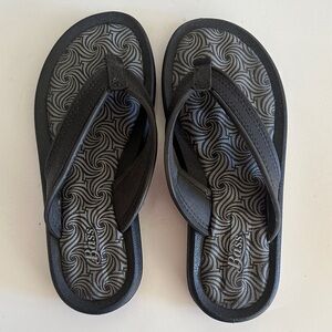 Bass Black Patterned Sandals